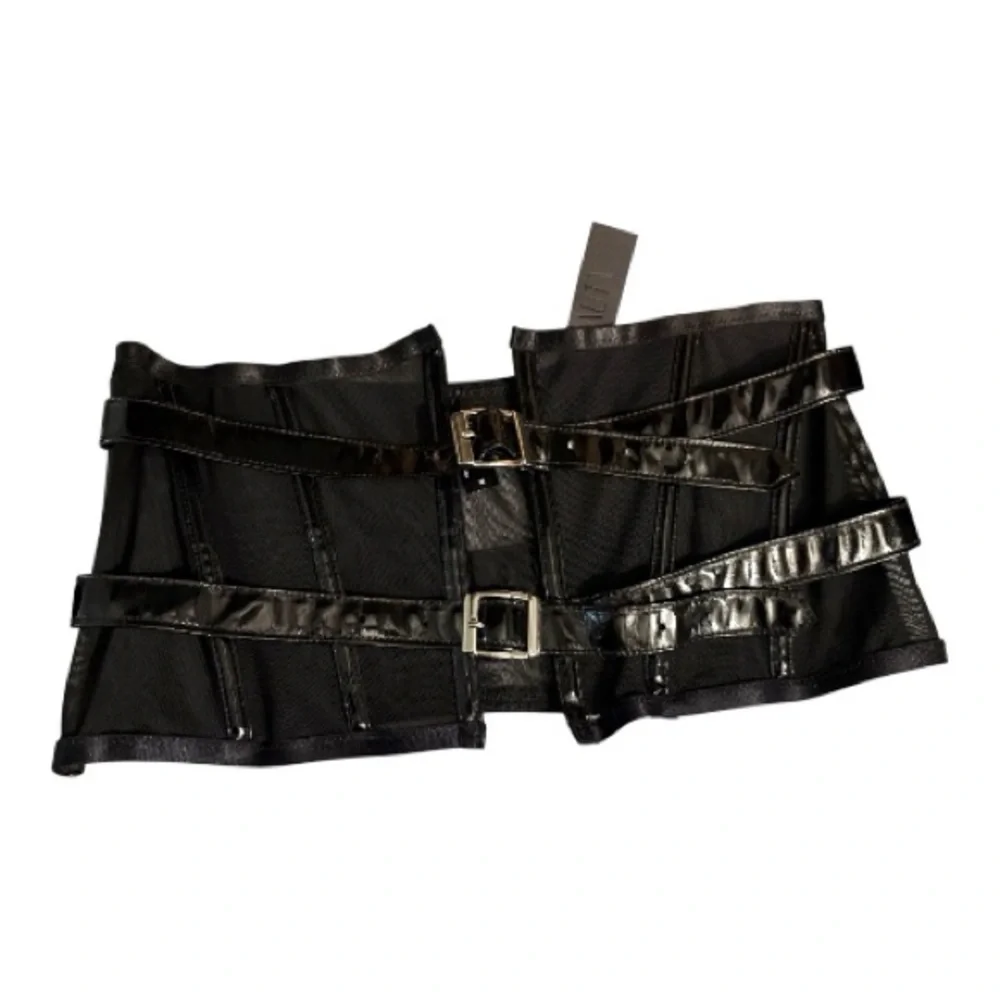 HAUTY BLACK FALL IN LINE WAIST CINCHER Only . Size M NEW!